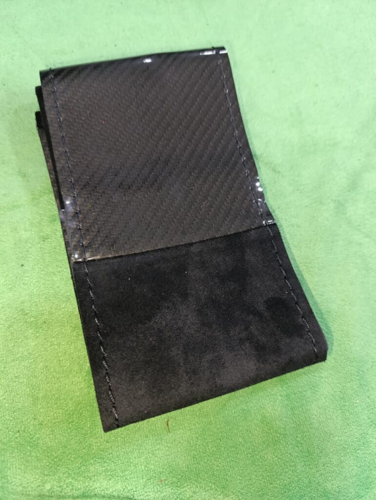 Universal Suede Carbon Fiber Steering Cover – Grip & Protection